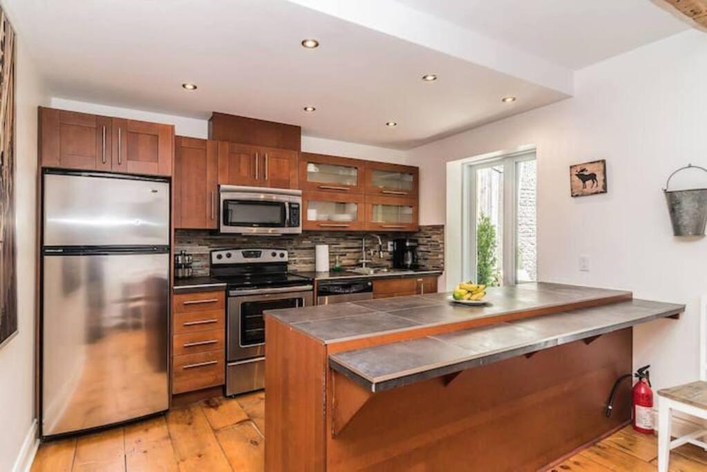 North House - Mtl Artist Loft - Champs Apartment มอนทรีอัล ภายนอก รูปภาพ